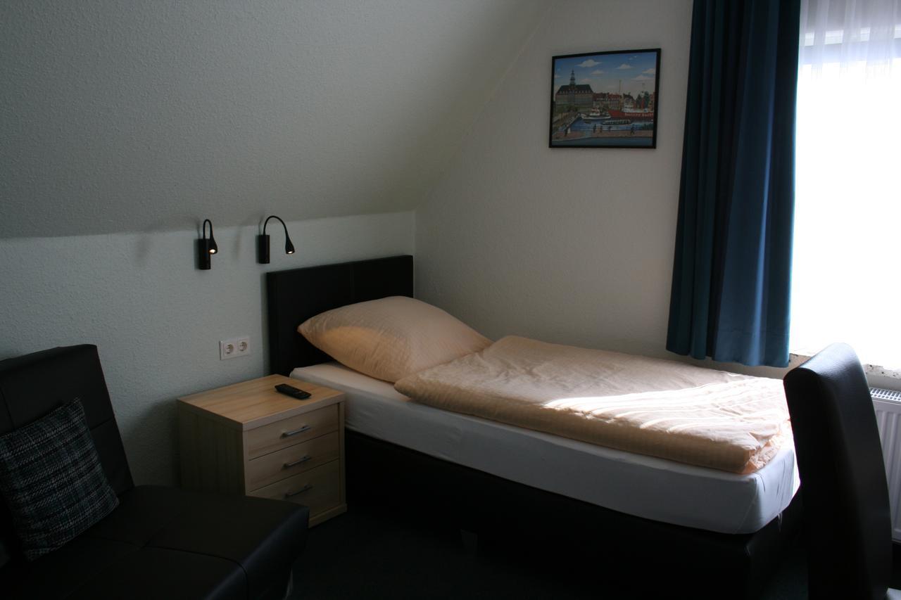 Hotel Haus Wittwer Emden Exterior foto