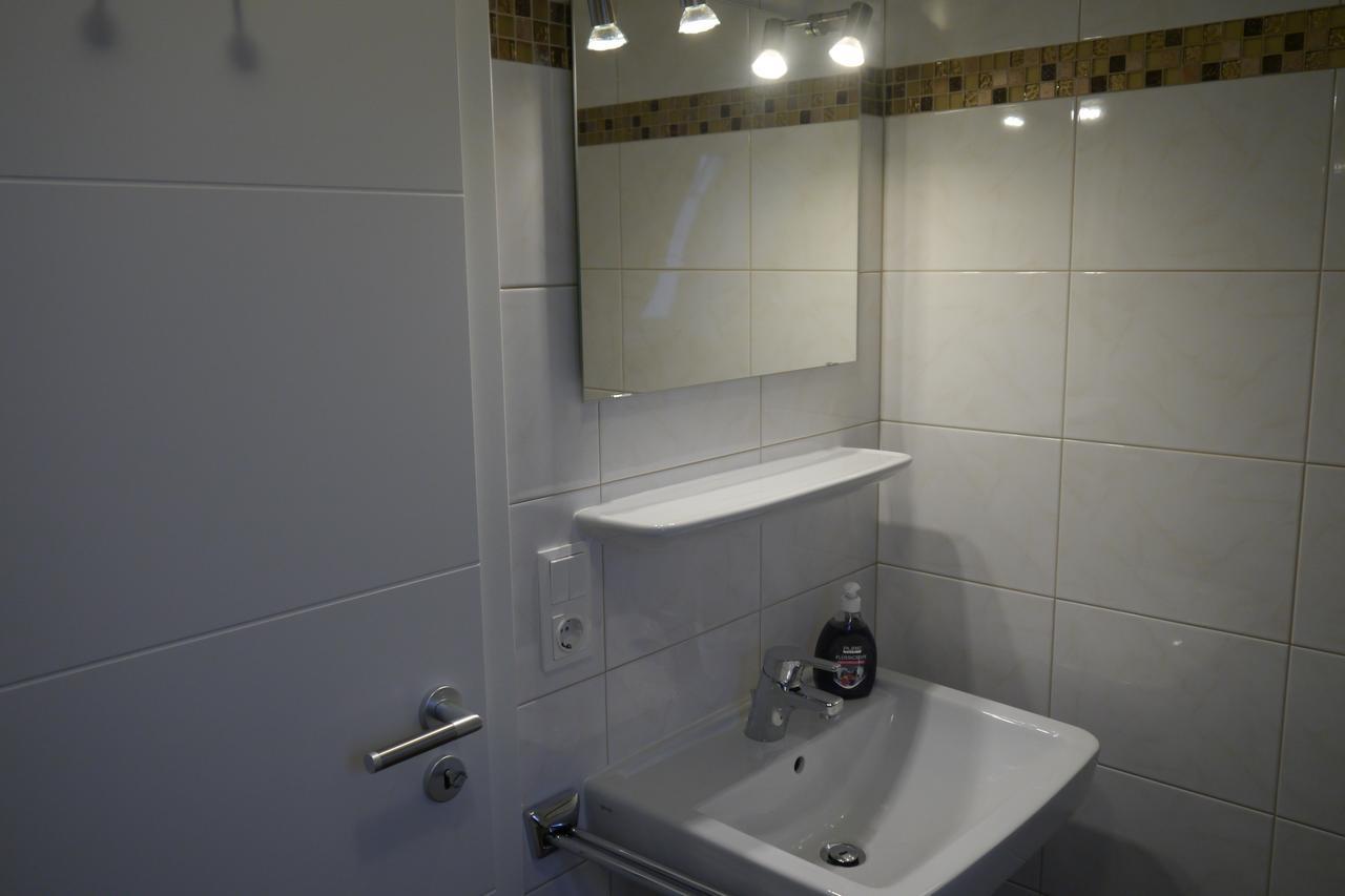 Hotel Haus Wittwer Emden Exterior foto
