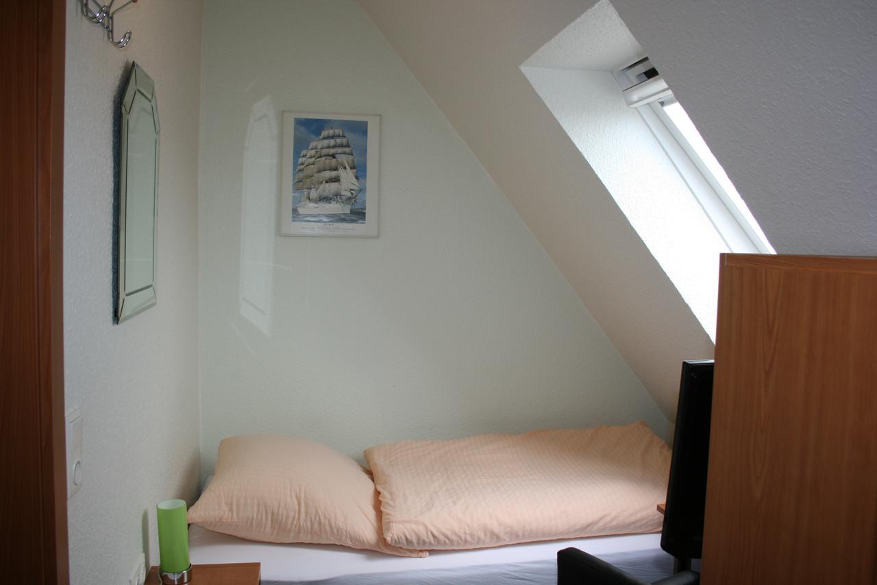 Hotel Haus Wittwer Emden Exterior foto